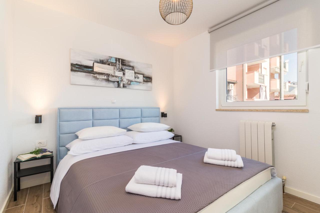 New Near Sea With 3 Bedrooms And 2 Bathrooms *