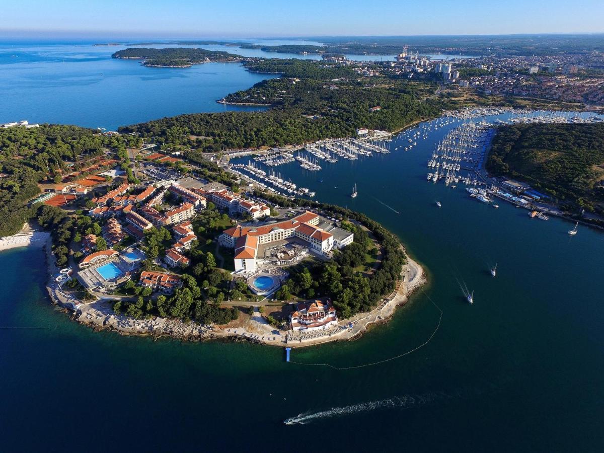 New Near Sea With 3 Bedrooms And 2 Bathrooms Apartment Pula