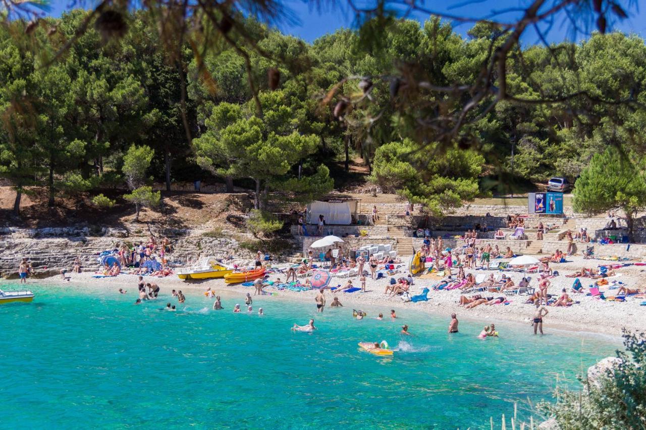 Apartment New Near Sea With 3 Bedrooms And 2 Bathrooms Pula