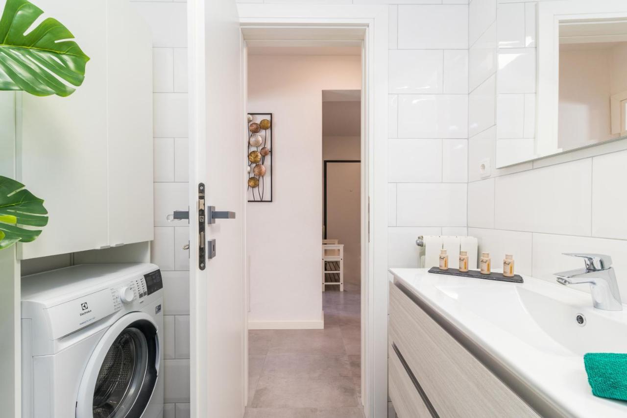 New Near Sea With 3 Bedrooms And 2 Bathrooms Apartment Pula