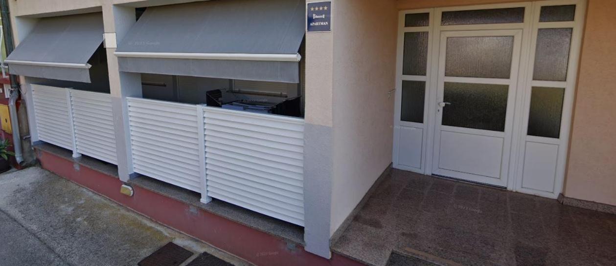 New Near Sea With 3 Bedrooms And 2 Bathrooms Apartment Pula