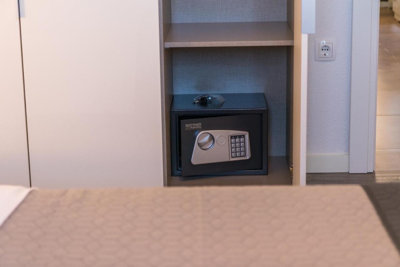 New Near Sea With 3 Bedrooms And 2 Bathrooms Apartment